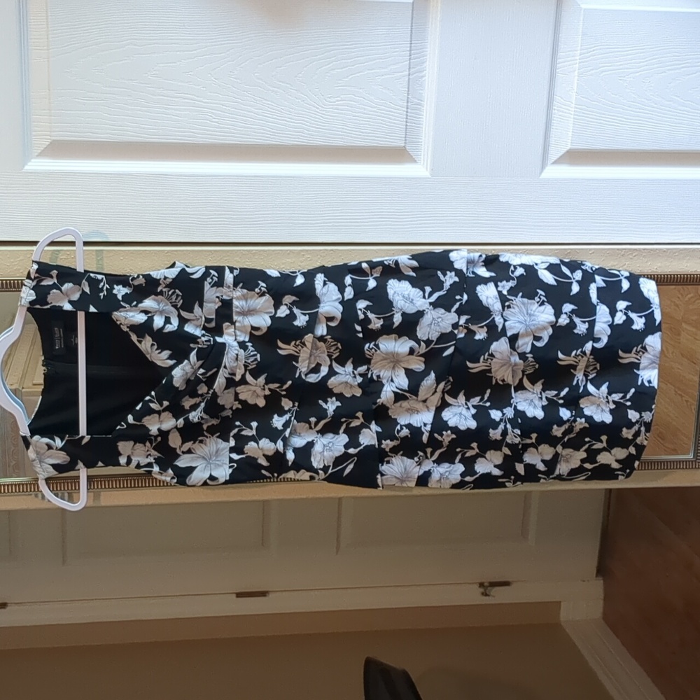 White House Black Market tiered black floral dress size 6